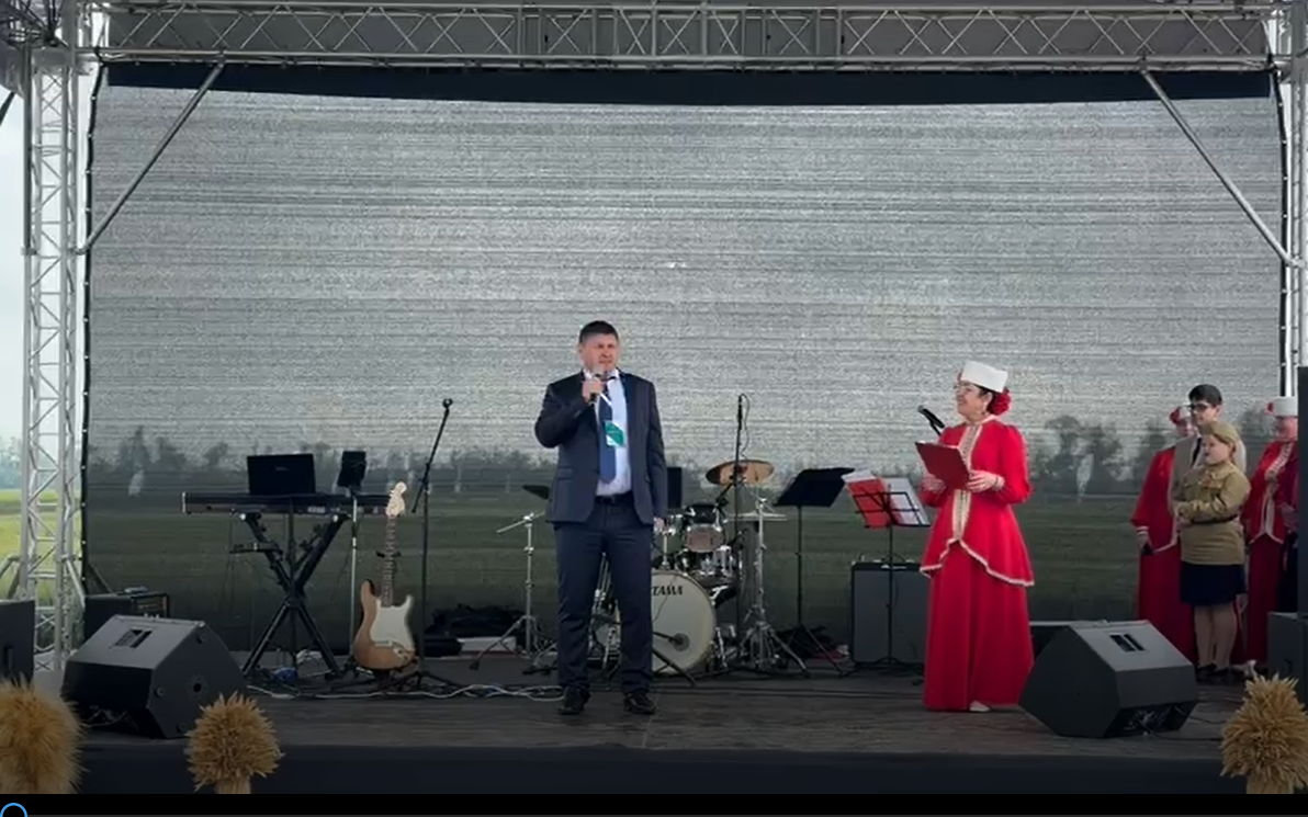 Выступление на дне поля НЦЗ им. П.П. Лукьяненко – НПХ «Калинина»